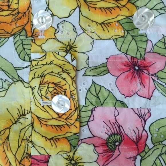 Draper's & Damon's Floral Eyelet Button-up Jacket PL - Picture 3 of 8